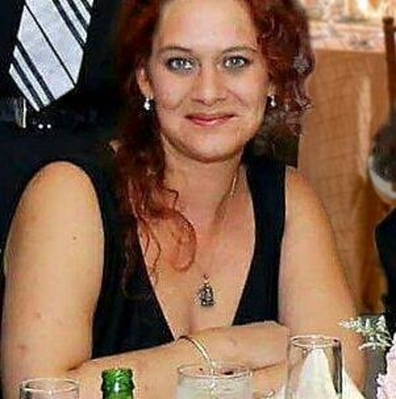 Meet your Posher, Rebecca - Picture 1 of 1